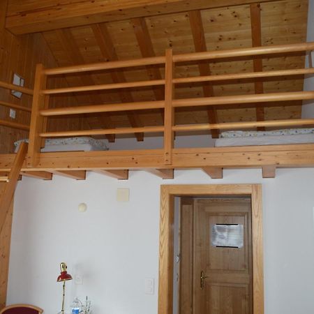 Hotel Grimsel Obergesteln Номер фото
