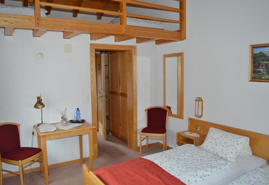 Hotel Grimsel Obergesteln Номер фото